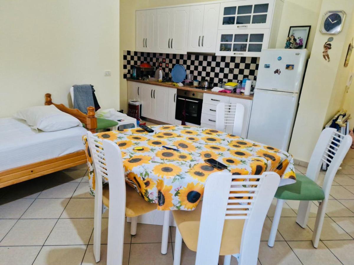 Seaside Apartment 15 Durrës Buitenkant foto